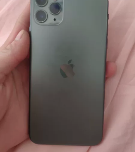 苹果11promax256g帮朋友挂的急出...