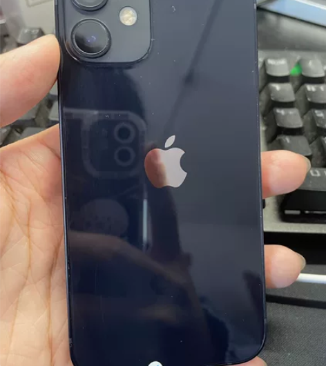 苹果12mini 换手机了 这一台用不着...