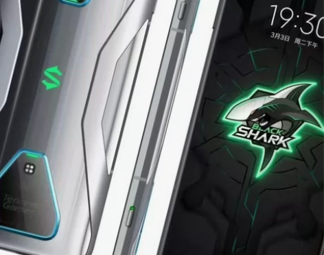 黑鲨三 运行内存12+256G #手机数码...