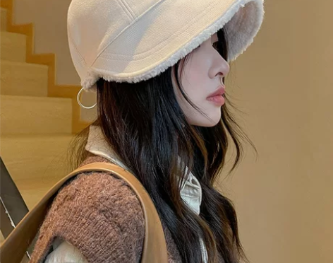 鸭舌帽子女款秋冬季防寒保暖加绒骑车百搭素颜...