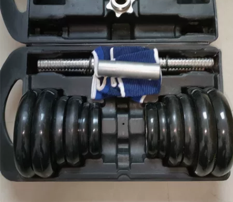 万里通牌的,电镀纯钢哑铃,20kg,八成新...
