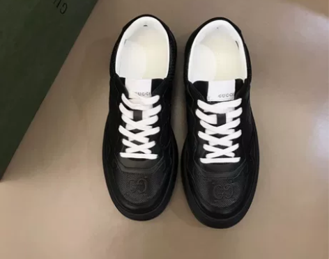 闲置全新G家男士休闲运动鞋, 材质:小牛皮...