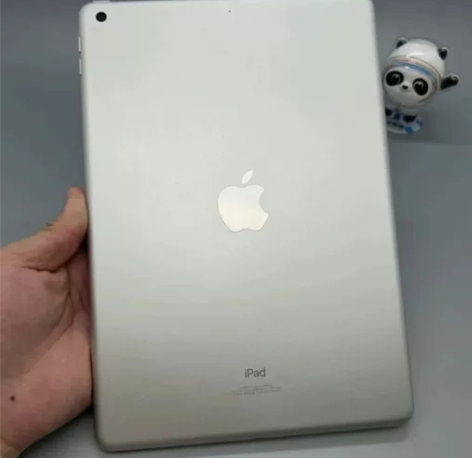 2019款ipad，性价比之王，屏幕完美无...