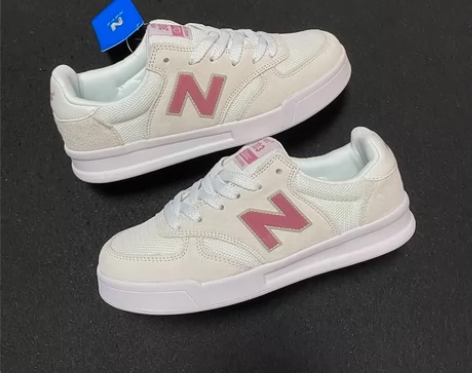 新百伦女鞋 感兴趣的话点“我想要”和我私聊...