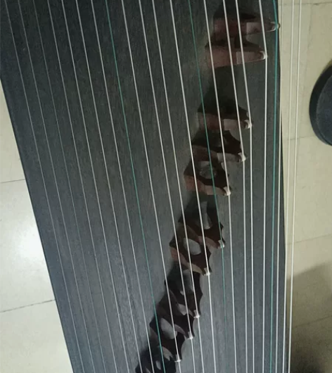 京东上购买的寻音古筝，九成新，闲置 ，半价...