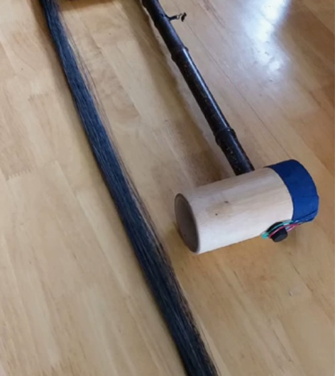 陈德勤师傅  手工制作二胡 上班时老公提前...
