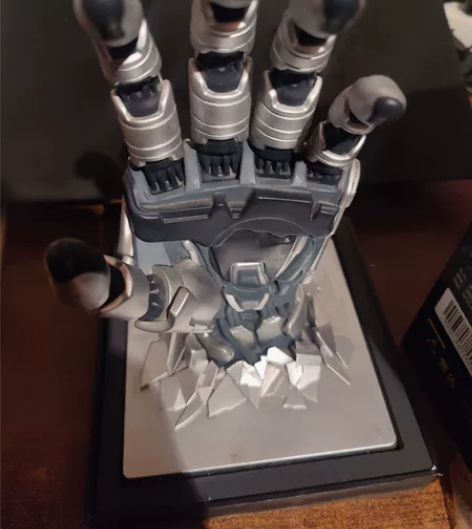 一加手表赛博朋克表托，换手机了，都没用了，...