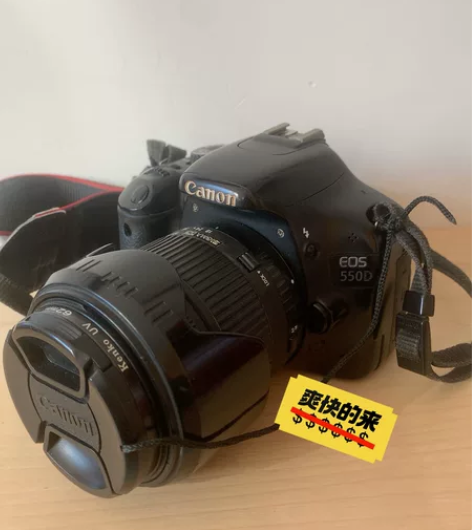 佳能550D单反相机套机,18-200mm...