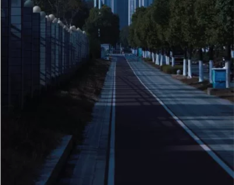 出一台佳能EOS50D单反。 单机身：15...