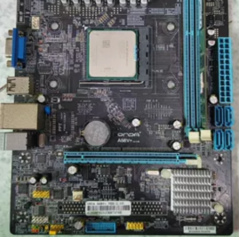 卖以前的主板和以前的内存条8g的，还送个小...