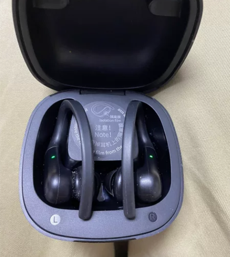 qcy t6 运动耳机 这款耳机放到耳机盒...