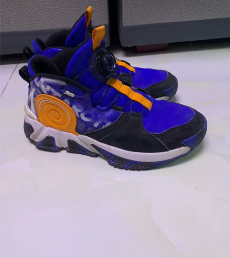 安踏运动鞋(超值价) 40码至少85新