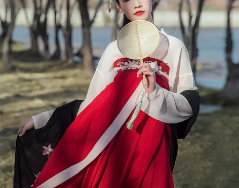 汉尚华莲原创改良汉服女月痕高腰齐胸衫裙花朵...