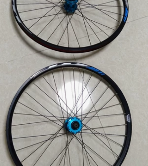 sava高档车轮组 新车落地200公里升级...