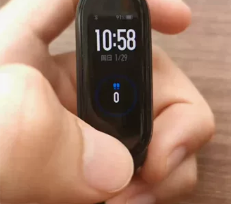 小米手环5nfc   用了一年  有原装充...