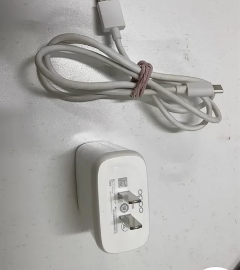 OPPO 65w原装充电头（没撕膜）原装充...