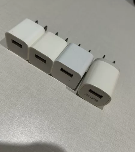 特价包邮 12W苹果手机充电插头 感兴趣的...