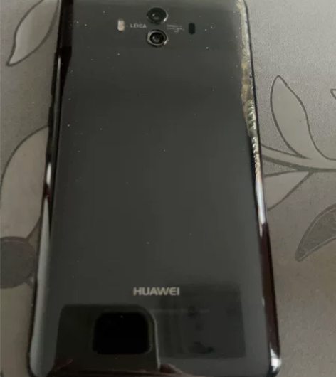 mate10，当个备用机，换过屏幕，摄像头...