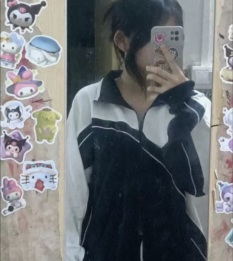 深圳校服【男女同款】｛网红情侣装｝ 狠喜欢...