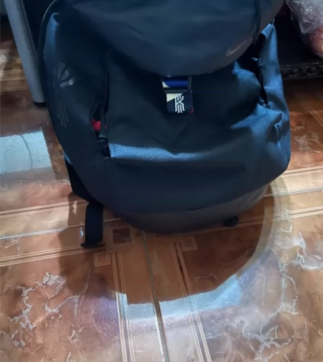 耐克欧文篮球包保真 感兴趣的话点“我想要”...