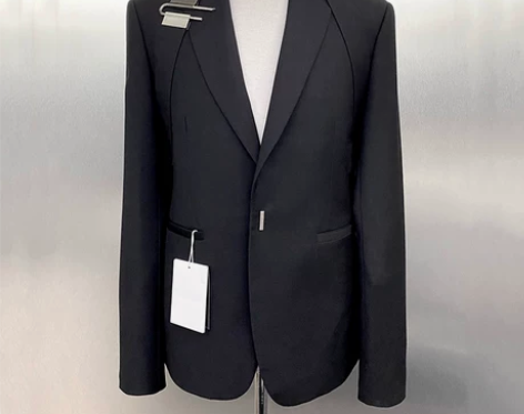 22SS欧美潮牌早春走秀肩章金属锁扣潮流教...