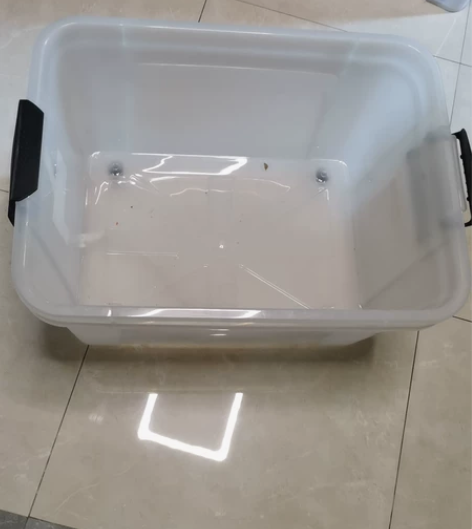 搬家用储物箱长60宽45高37 感兴趣的话...