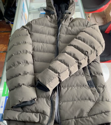男士羽绒棉服，全新，吊牌还在，中长款，实体...