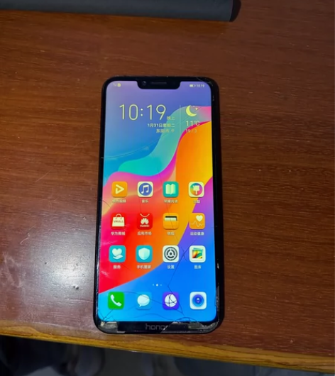 荣耀play黑色6128G 机身弯曲，外屏...