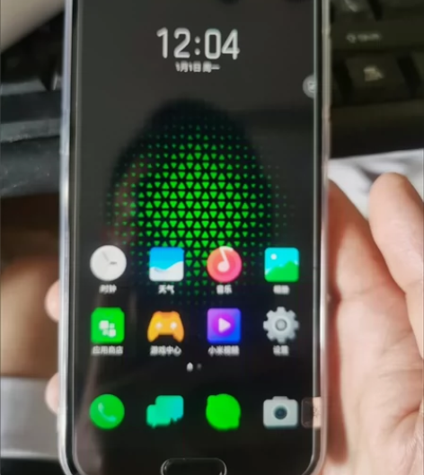 黑鲨1黑鲨一代游戏手机高通骁龙845吃鸡王...