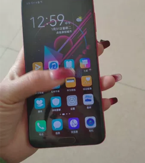 荣耀v10，6+64 成色85新。功能都正...