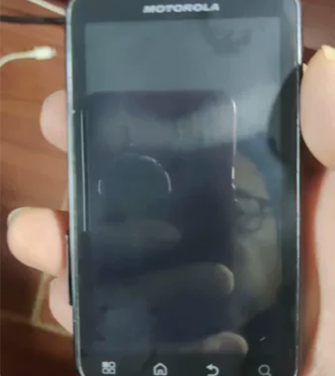 摩托罗拉ME525+，曾经经典三防智能手机...