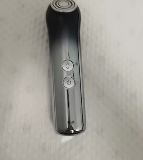雅萌美容仪ACE 感兴趣的话点“我想要”和...