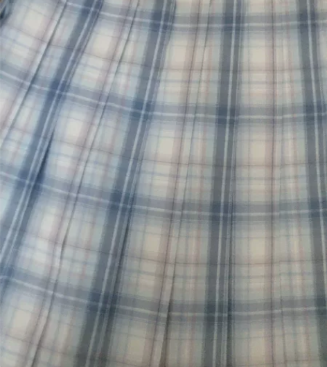 jk群，买来一百多20年买的穿过几次，因为...