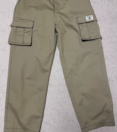 dickies卡其色工装长裤，99新32码...