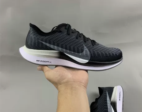 非耐克Nike跑鞋，飞马turbo2黑白z...