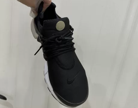 耐克运动鞋 商场专柜799购 因鞋子太多没...