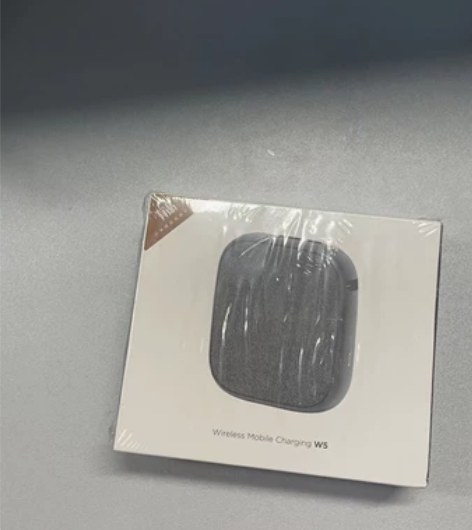 小米有品w5 无线充电宝 全新 包邮 感兴...