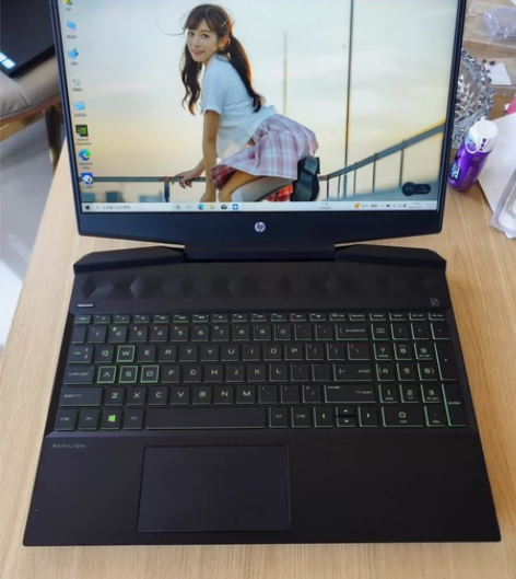 惠普光影精灵5游戏本 I7-9750H六核...