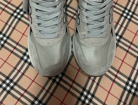 新百伦领导者运动鞋,42码,全新 ,不是专...