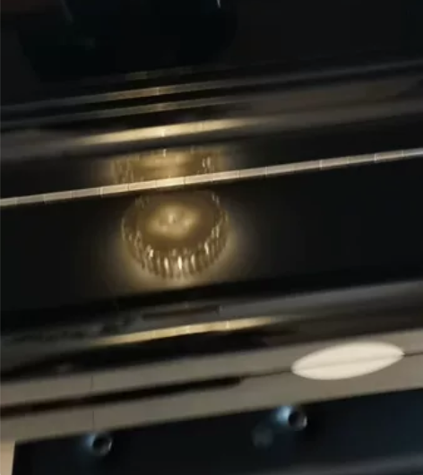 蓓森施坦basenstein钢琴一架，带琴...