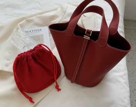 结婚包包新娘包女红色包包小众水桶包手提包女...