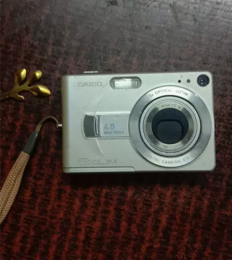 Casio/卡西欧EX -Z 40电池饿死...
