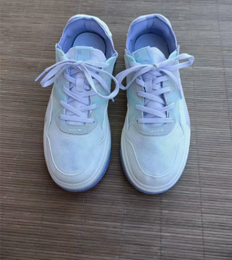 二手安踏40码运动鞋 鞋子保证正品  没有...