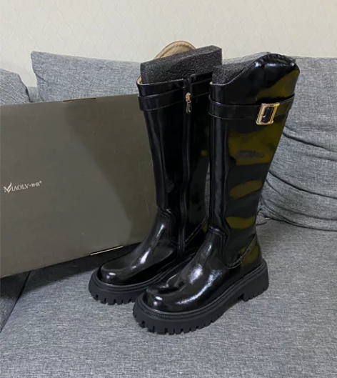 「妙侣」潮女配置~英伦风长筒靴2022新款...