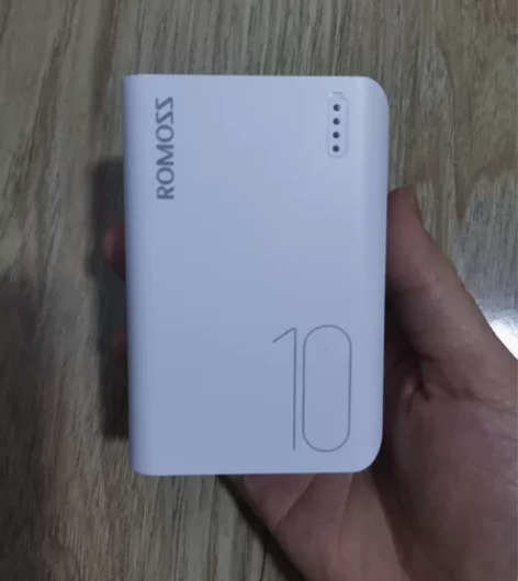 罗马仕10000毫安充电宝 只出同城 快递...