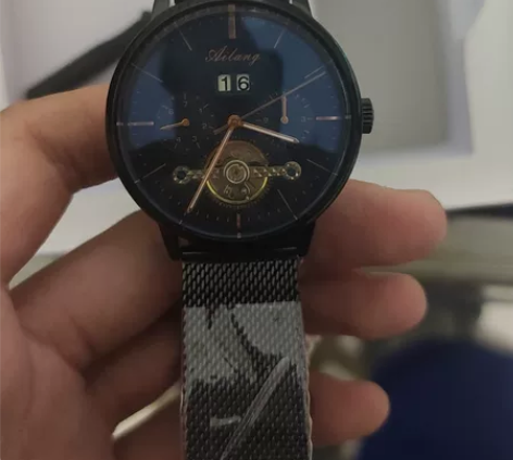 完全全新，艾浪手表机械表，免邮费 感兴趣的...