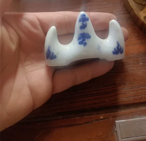 家里老房子找出来的。 毛笔架，文房用品.4...