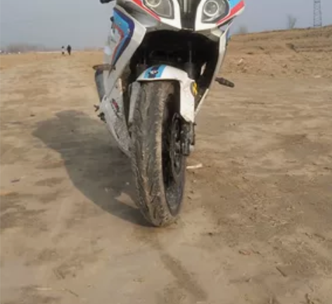 宝雕400 小磕碰 后屁股磕掉一块 ...