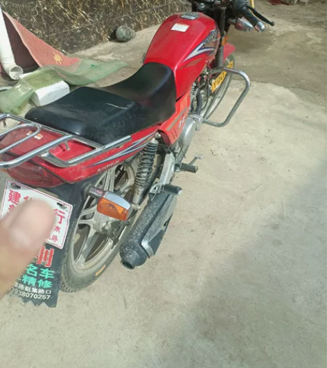 豪爵125摩托车 铃木发动机 整车没磨损 ...