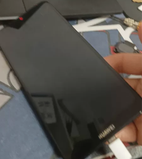 华为畅享9e屏幕总成，买来不会装，没用过。...